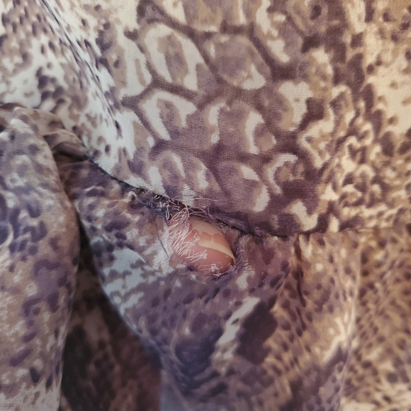 🌴 **SALE**BOGO** 🔸Flawed Gem🔸 Sheer top - Picture 3 of 6